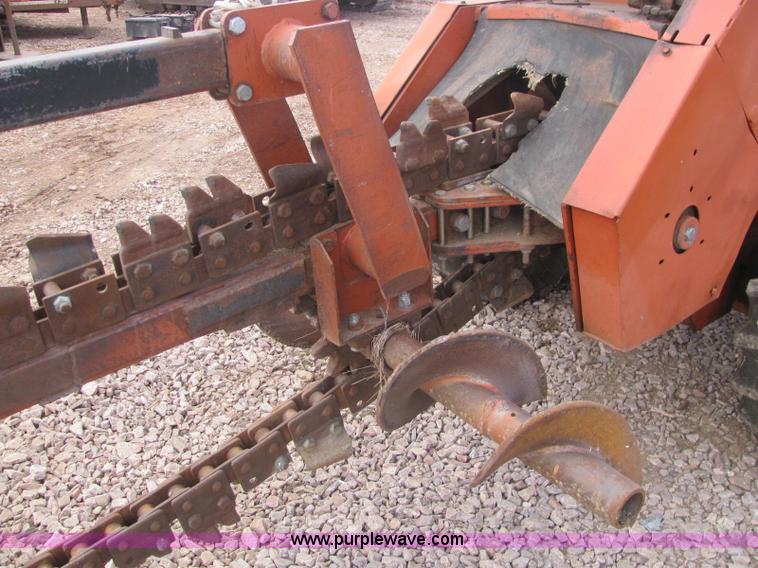 image for item C3071 Ditch Witch 6510DD trencher