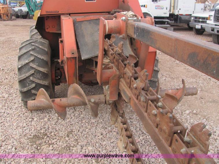 image for item C3071 Ditch Witch 6510DD trencher