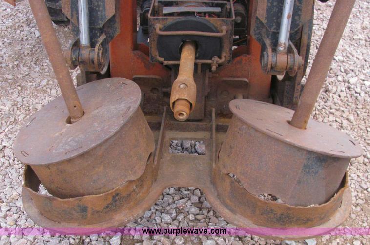 image for item C3072 1998 Ditch Witch JT2720 directional drill