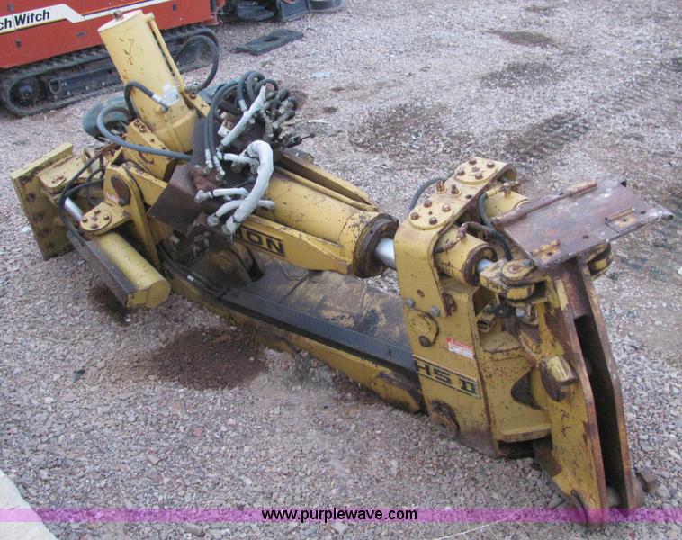 image for item C3073 Bron HS-TT hydraulic plow attachment