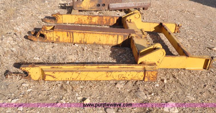 image for item C3073 Bron HS-TT hydraulic plow attachment