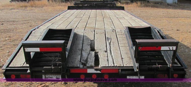 image for item C3107 1995 Redi Haul 25' flat bed trailer