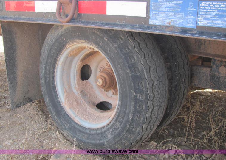 image for item C3107 1995 Redi Haul 25' flat bed trailer