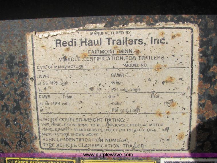 image for item C3107 1995 Redi Haul 25' flat bed trailer