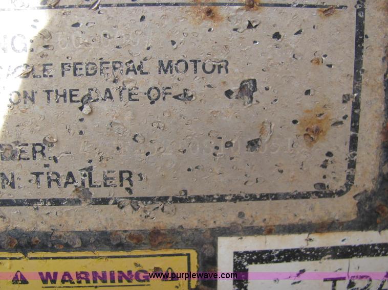 image for item C3107 1995 Redi Haul 25' flat bed trailer