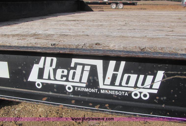 image for item C3107 1995 Redi Haul 25' flat bed trailer