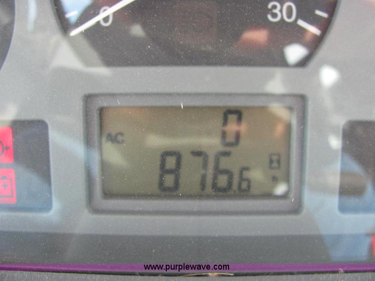 image for item C3109 2003 Valtra 6400 tractor