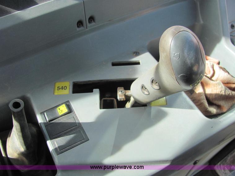 image for item C3109 2003 Valtra 6400 tractor