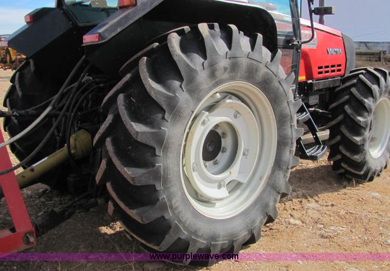 image for item C3109 2003 Valtra 6400 tractor