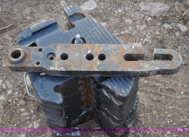 image for item C3109 2003 Valtra 6400 tractor