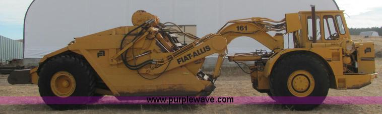 image for item C3110 Fiat-Allis 161 elevating paddle scraper