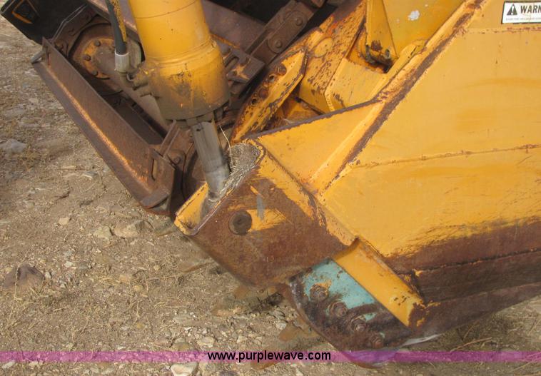 image for item C3110 Fiat-Allis 161 elevating paddle scraper