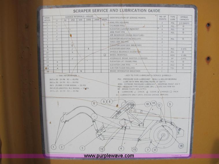 image for item C3110 Fiat-Allis 161 elevating paddle scraper