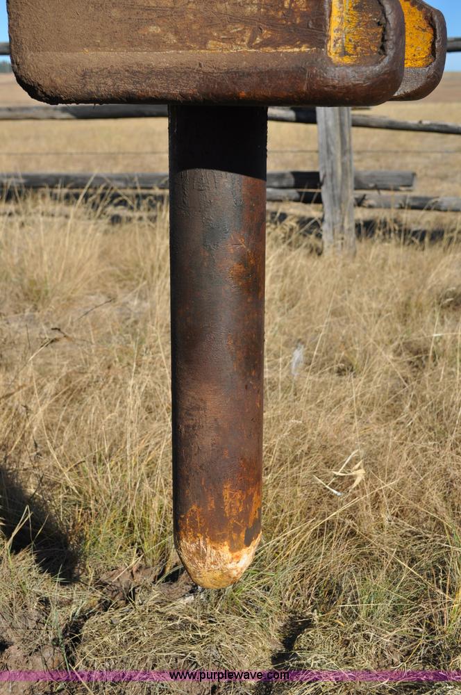 image for item C3111 BTI 3500 hydraulic breaker