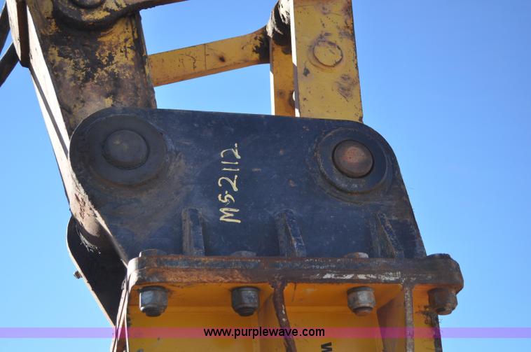 image for item C3111 BTI 3500 hydraulic breaker