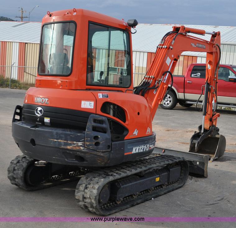 image for item C3113 2009 Kubota KX121-3SS mini excavator