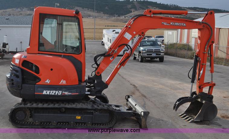 image for item C3113 2009 Kubota KX121-3SS mini excavator