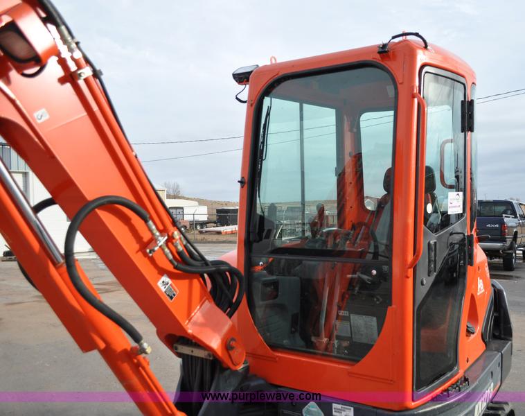 image for item C3113 2009 Kubota KX121-3SS mini excavator