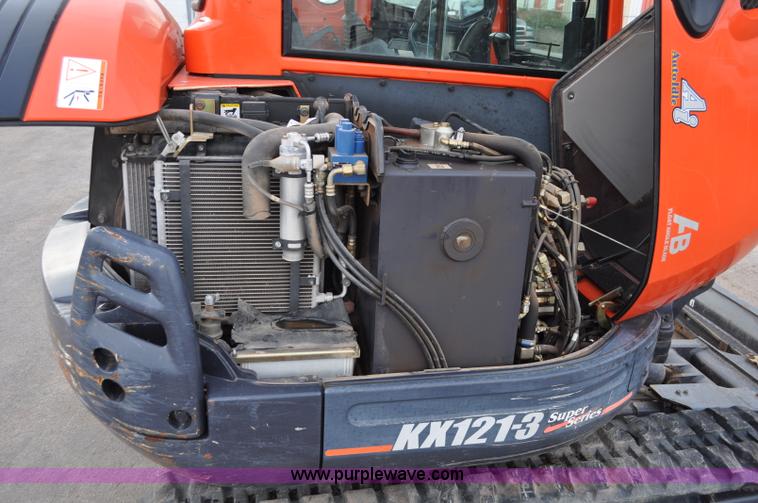 image for item C3113 2009 Kubota KX121-3SS mini excavator