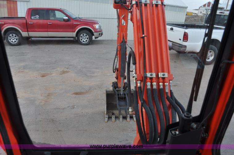 image for item C3113 2009 Kubota KX121-3SS mini excavator