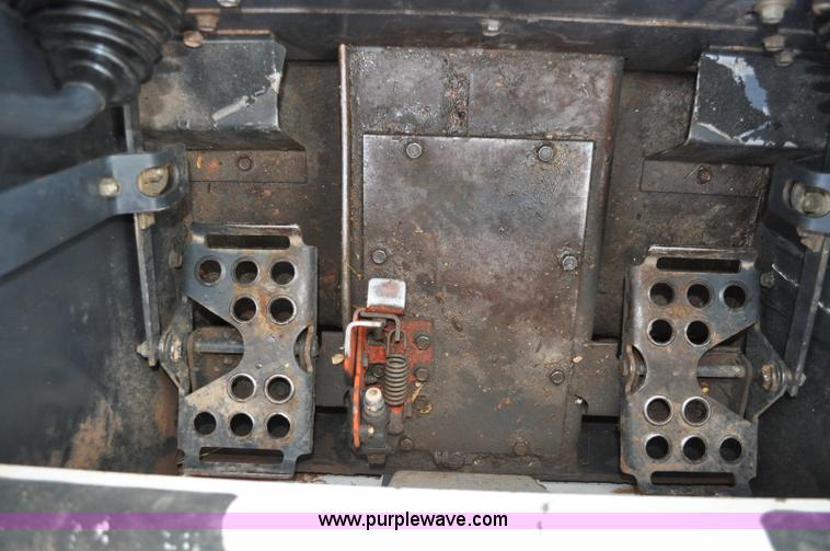 image for item C3114 1997 Bobcat 863H skid steer