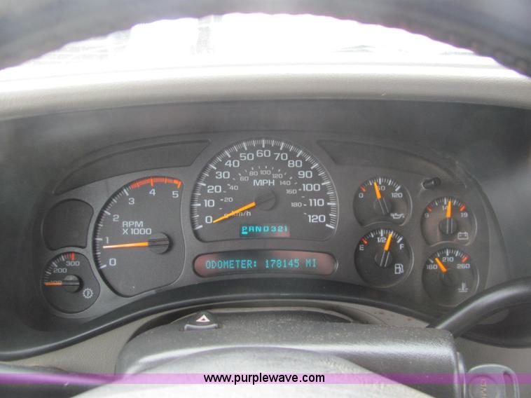 image for item C3116 2004 GMC 3500 service truck