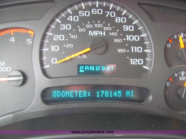 image for item C3116 2004 GMC 3500 service truck