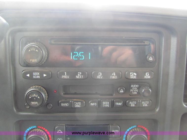 image for item C3116 2004 GMC 3500 service truck