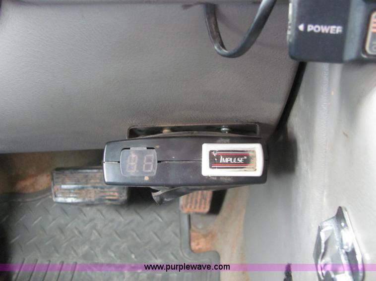 image for item C3116 2004 GMC 3500 service truck