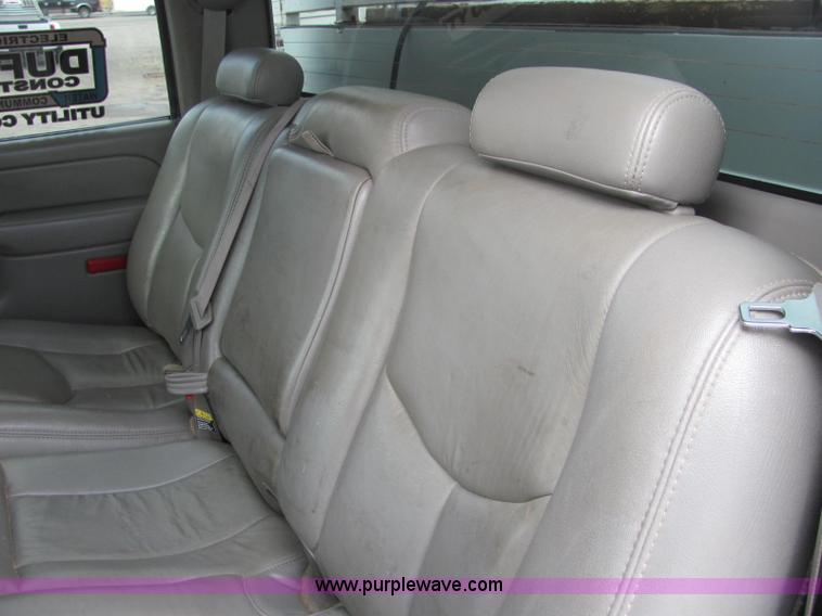 image for item C3116 2004 GMC 3500 service truck