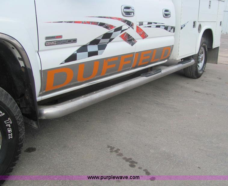 image for item C3116 2004 GMC 3500 service truck