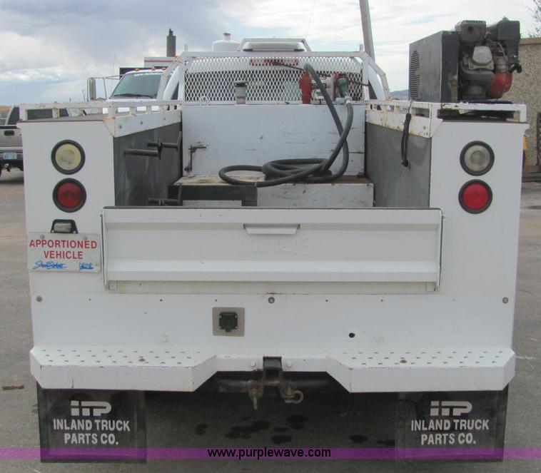 image for item C3116 2004 GMC 3500 service truck