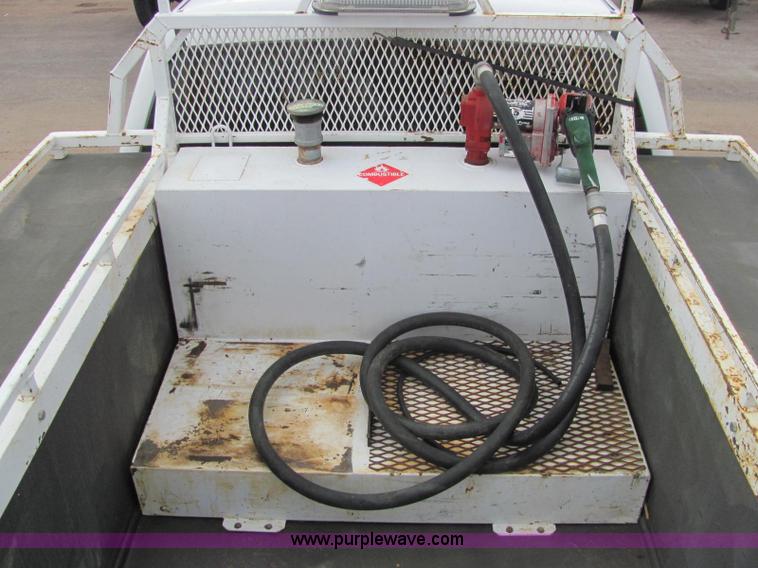 image for item C3116 2004 GMC 3500 service truck