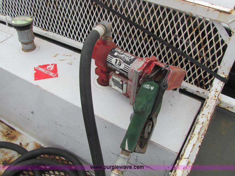 image for item C3116 2004 GMC 3500 service truck