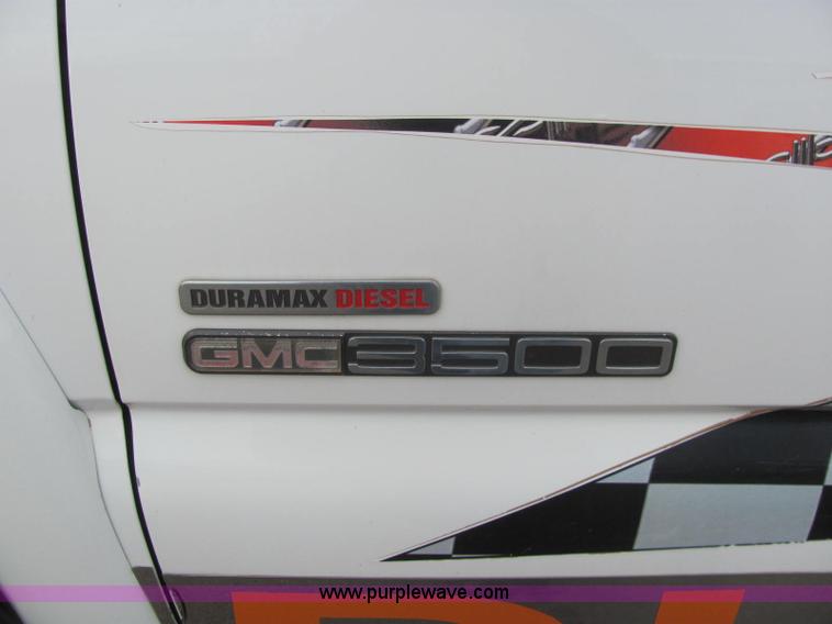 image for item C3116 2004 GMC 3500 service truck