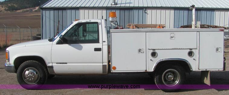 image for item C3118 1998 Chevrolet 3500 service truck