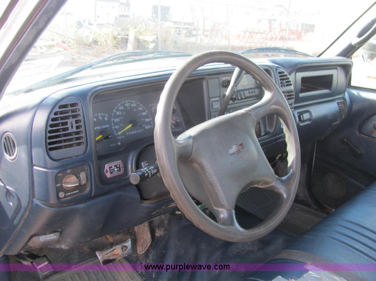 image for item C3118 1998 Chevrolet 3500 service truck