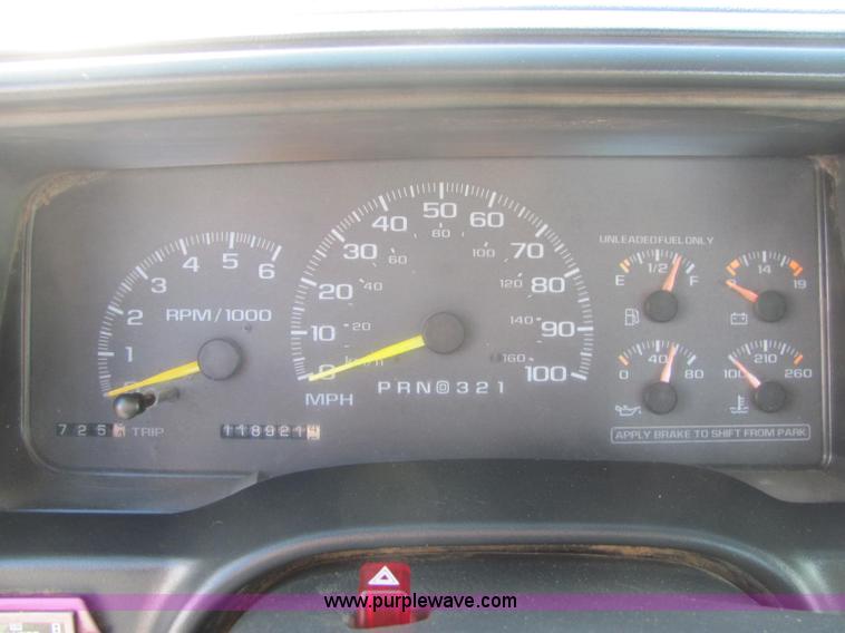 image for item C3118 1998 Chevrolet 3500 service truck