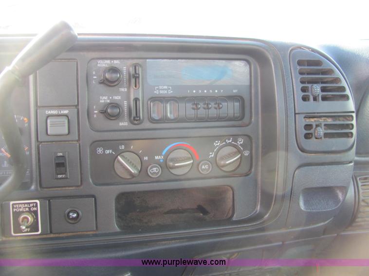 image for item C3118 1998 Chevrolet 3500 service truck