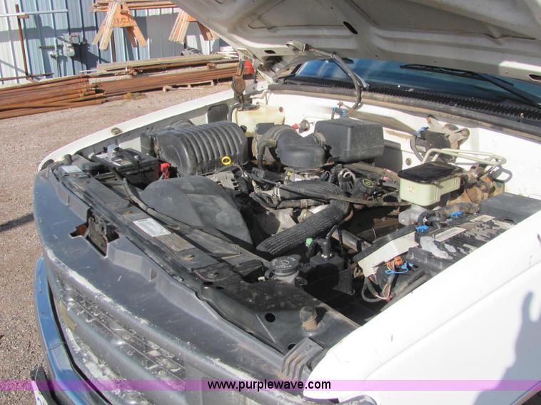 image for item C3118 1998 Chevrolet 3500 service truck