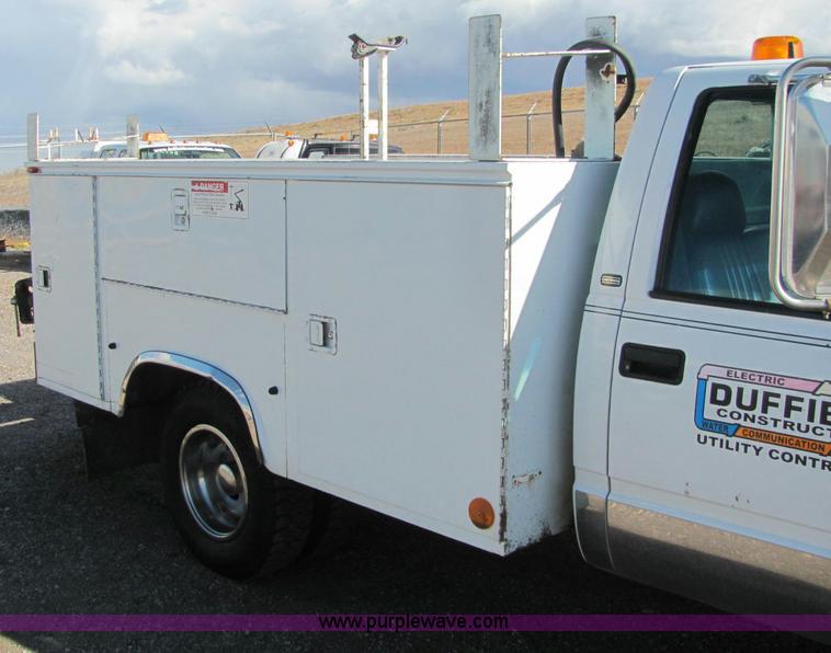 image for item C3118 1998 Chevrolet 3500 service truck