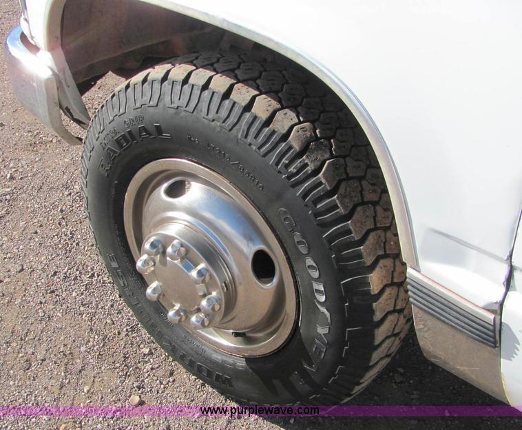 image for item C3118 1998 Chevrolet 3500 service truck