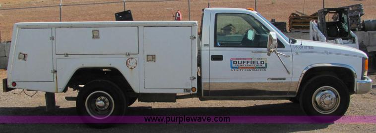 image for item C3119 1996 Chevrolet Cheyenne 3500 service truck