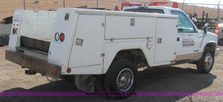 image for item C3119 1996 Chevrolet Cheyenne 3500 service truck
