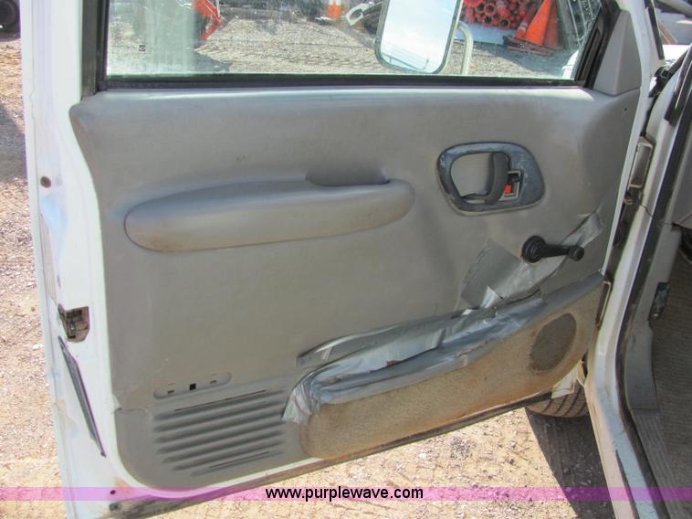 image for item C3119 1996 Chevrolet Cheyenne 3500 service truck