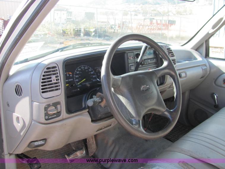 image for item C3119 1996 Chevrolet Cheyenne 3500 service truck