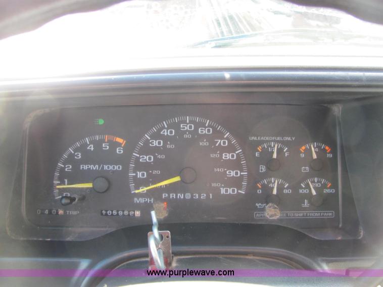 image for item C3119 1996 Chevrolet Cheyenne 3500 service truck