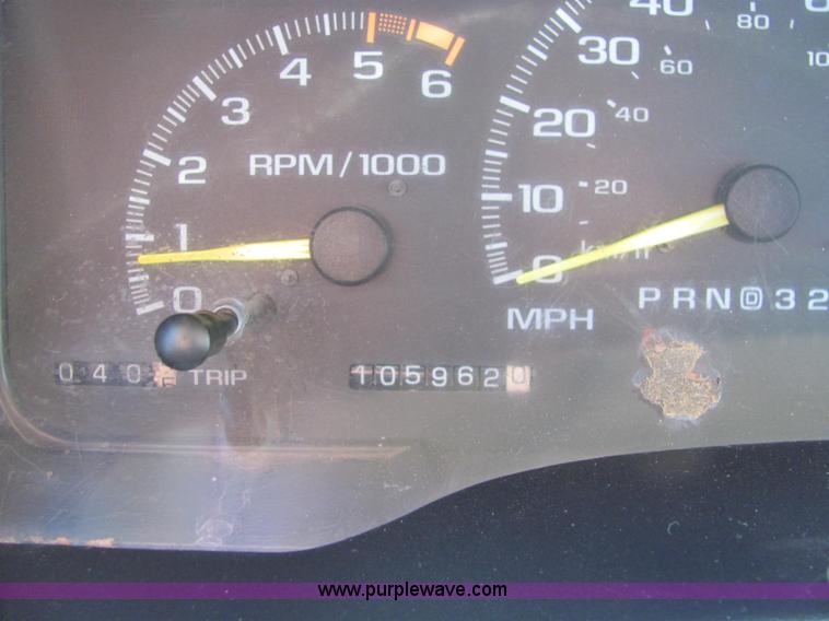 image for item C3119 1996 Chevrolet Cheyenne 3500 service truck