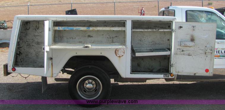 image for item C3119 1996 Chevrolet Cheyenne 3500 service truck