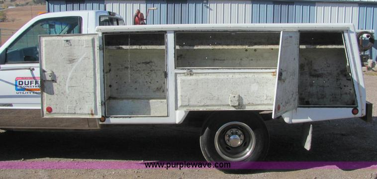 image for item C3119 1996 Chevrolet Cheyenne 3500 service truck